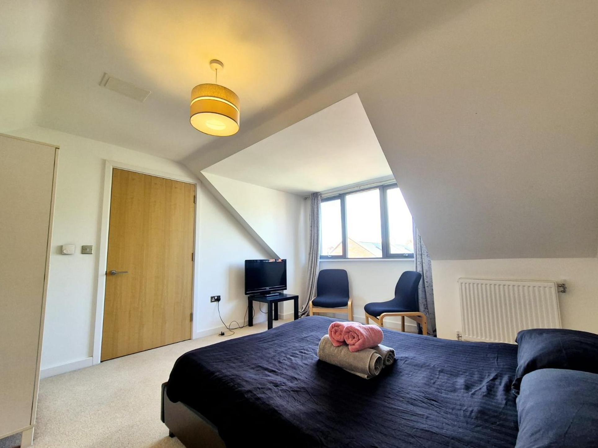 Explore London: 2 Bedroom House In Wood Green エクステリア 写真